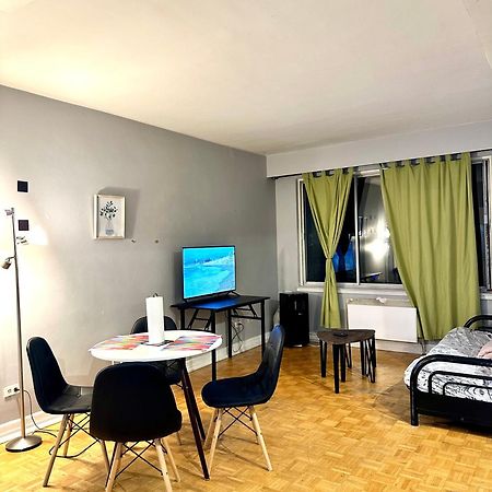 Affordable Cuttie 4 Persons 2 Beds In Downtown Leilighet Montréal Eksteriør bilde